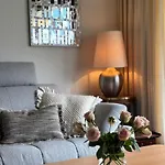 Hyper Central, Ideal Pour Couple Ou Petite Famille, Parking Couvert Apartment Crans-Montana