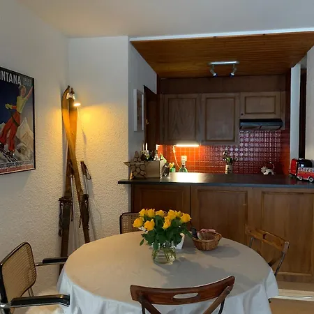 Daire Appartement, Hyper Central, A 2 Min De Tout, Enorme Terrasse Privee Et Parking Couvert *