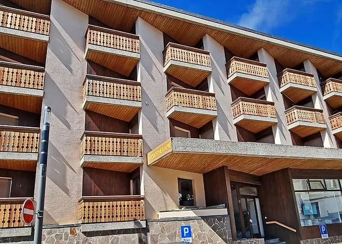 Hyper Central, Ideal Pour Couple Ou Petite Famille, Parking Couvert Daire Crans-Montana